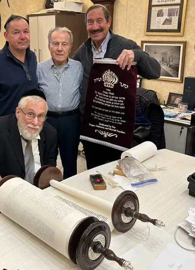 Hachnasas Sefer Torah