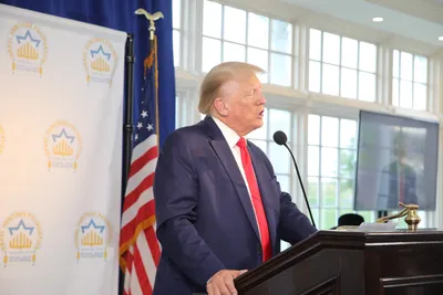209-IHF-2023-07-11-Trump.JPG